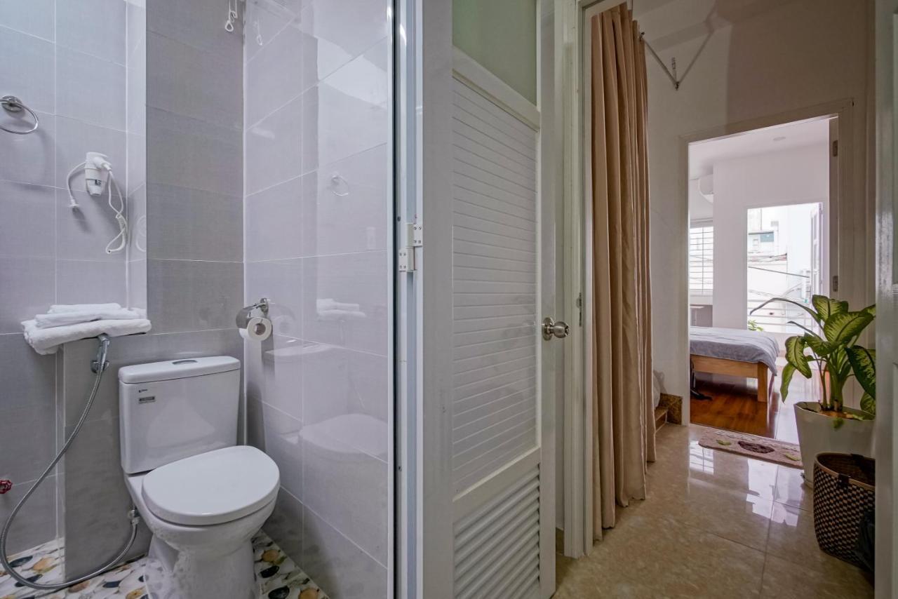 Adora Bui Vien Homestay Ho Chi Minh City Exterior photo